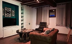 Appartement et Jacuzzi privatif cœur de Chartres